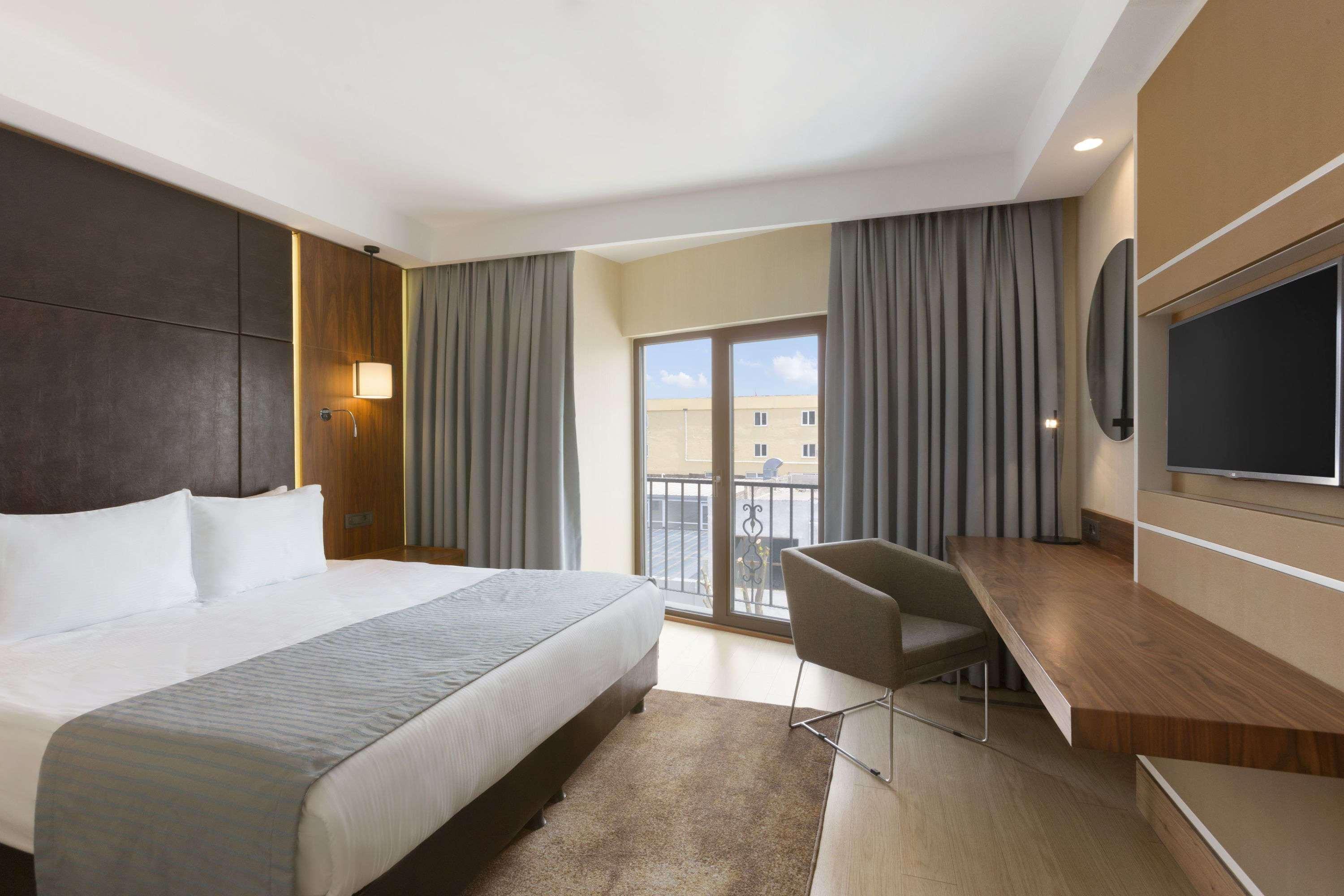 Ramada By Wyndham Istanbul Florya Hotel Ngoại thất bức ảnh