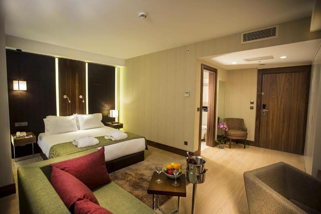 Ramada By Wyndham Istanbul Florya Hotel Ngoại thất bức ảnh
